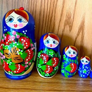 Russian Nesting Dolls Blue color 5 pieces! Beautiful Set